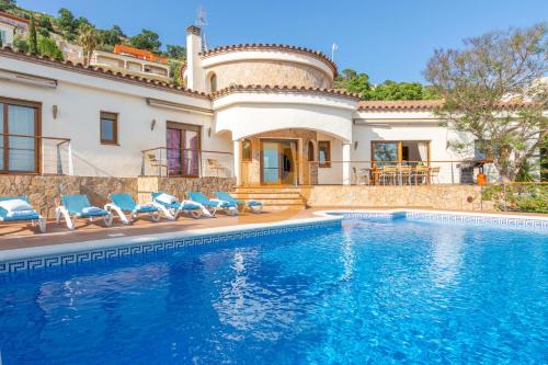 Villa Colina - Stunning panoramic views of the Roses bay Swimming pool and BBQ gîte à louer Mas Isaac