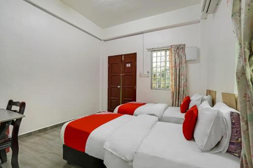 OYO 90462 Padang Besar Green Inn