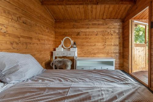 Šeberák - ubytování v chatičkách a v luxusních stanech Šeberák - ubytování v chatičkách a v luxusních stanech