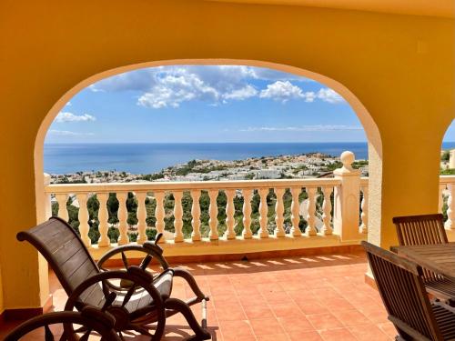 Villa Marzhan in 3726 Cumbre del Sol
