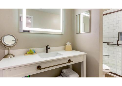 Via Roma Beach Resort - image 2