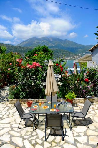  Spiros House and Studios in Yenion