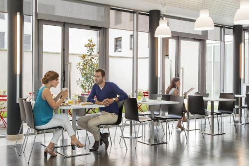 Aparthotel Adagio Access Paris Clichy - image 9