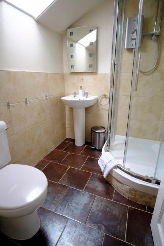Kingsway Guest House - image 2