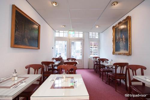 Rho Hotel - image 11