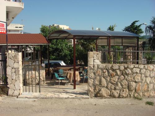 Apartments Kalamperovic - image 2