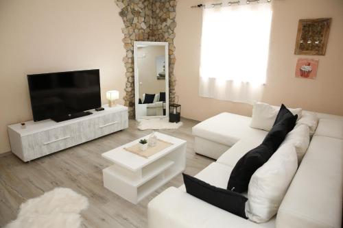 Apartment Tina - image 2
