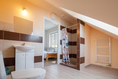 2 twin beds