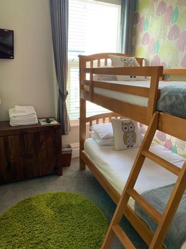 The Fylde International Guest House - image 2