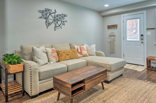 Takoma Park Apt with Wood Fire Pit Less Than 8 Mi to DC in Takoma Park, USA