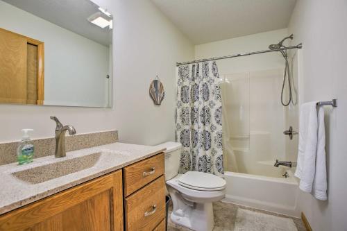 Cadillac Home with Hot Tub and Lake Mitchell Views! Cadillac Home with Hot Tub and Lake Mitchell Views!