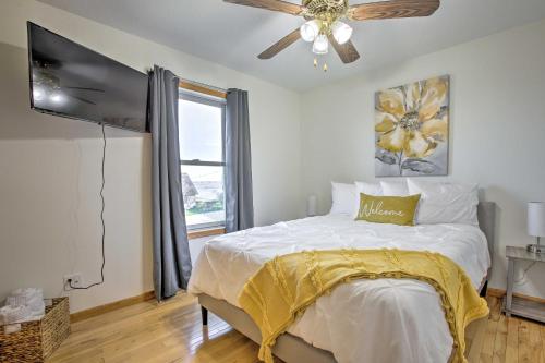 Cadillac Home with Hot Tub and Lake Mitchell Views! Cadillac Home with Hot Tub and Lake Mitchell Views!