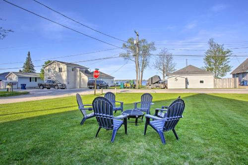 Cadillac Home with Hot Tub and Lake Mitchell Views! Cadillac Home with Hot Tub and Lake Mitchell Views!