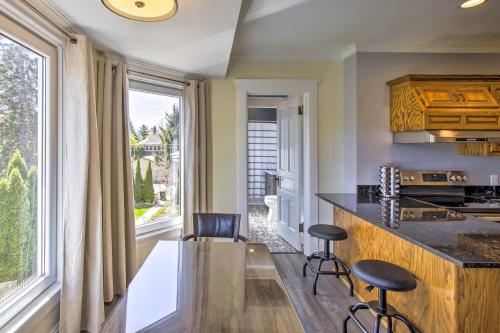 Apt with Shared Gas Grill, 2 Blocks to Dtwn!, Шебойган (фото 10)