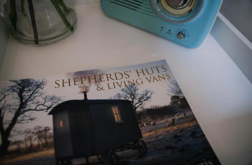 Elephant View Shepherds Hut