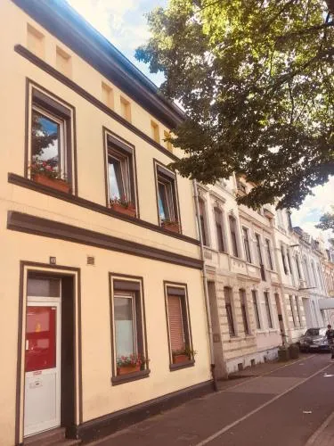 A&S FerienwohnungenBonner str 49 in Bonn, Deutschland