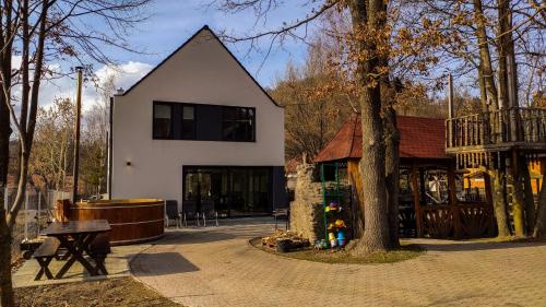 Viesnīcas āriene, 4 Seasons - House in Sub Cetate