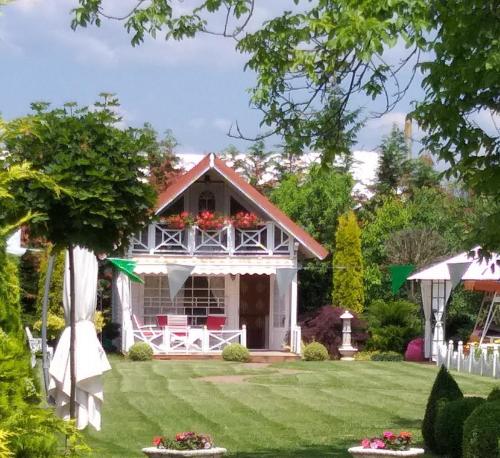 . Cabana Casuta din Vis