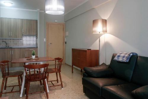  Apartamentos Angelito in Playa América