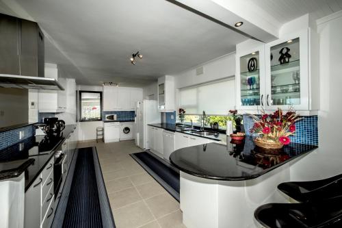 Penguinden - load-shedding free Penguinden - load-shedding free