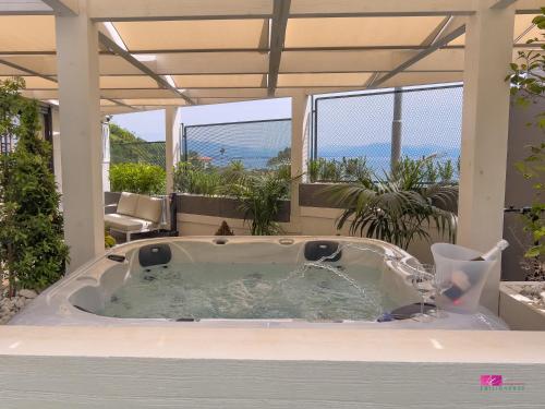 GT HOUSE fontana limite chambre d'hôte Pagani