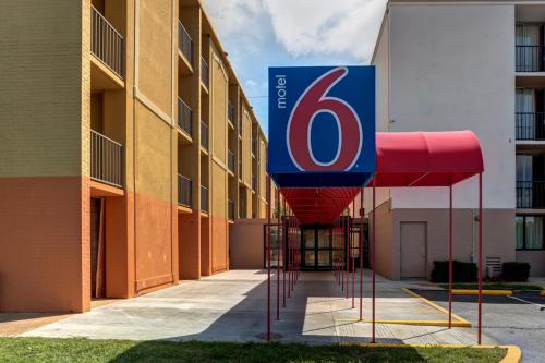 Motel 6 Jackson TN - image 8