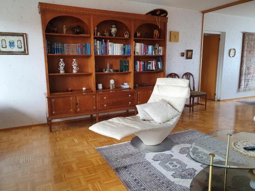 Large apartment with 4 bedrooms, central location, Tampere