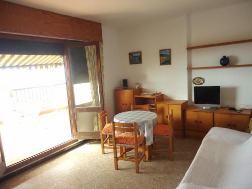 Apartment image 9
