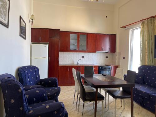 The First - hotel & restaurant - image 2