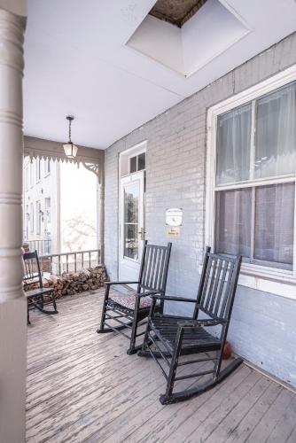 Armory Quarters A - image 9