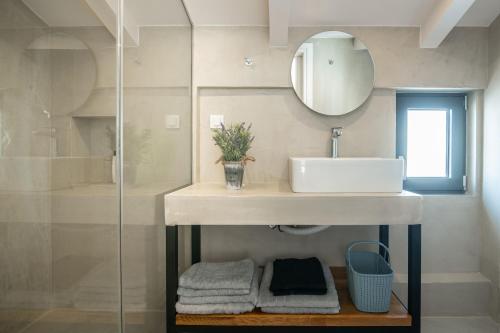 Stylish & elegant loft suite in the city center, Zakynthos (foto 5)