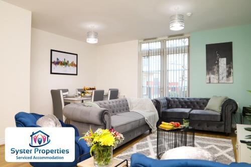 Syster Properties Leicester large home for Contractors, Families , Groups