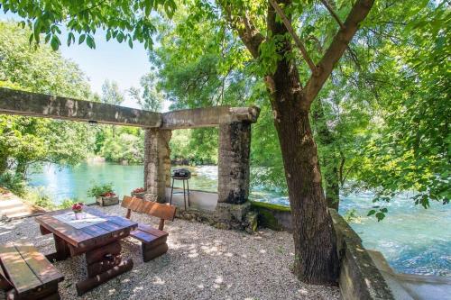 Charming Cottage in Blagaj