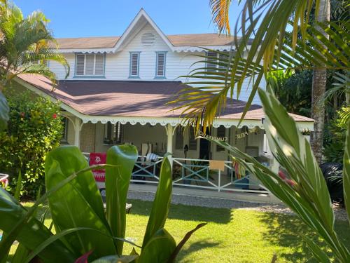 Caribbean Villa Los Lobos Ballenas Beach in ลาส เทอเรนาส