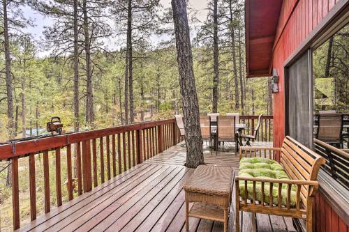 Peaceful Cabin with Deck and Grill 1 Mi to Crown King