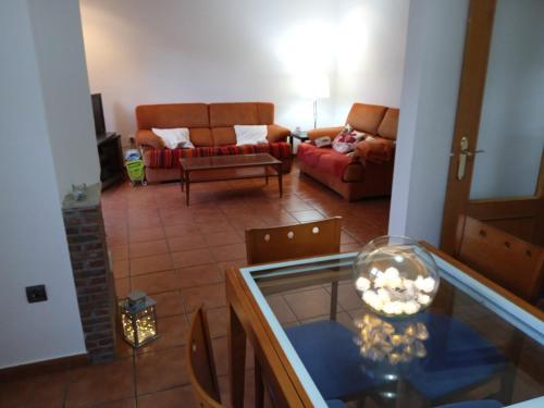 Vivienda adosada , con merendero en Carcedo - Arlanzón