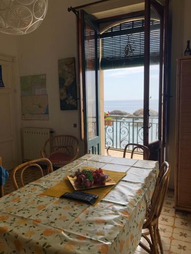 кухня, Hostel Beach House in Таорміна