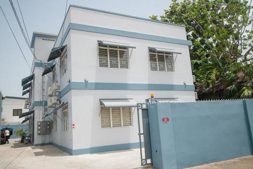 RayneBow Chateau - Chic City Getaway in Port Of Spain