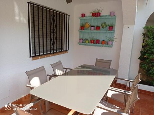 Relax, piscina, playa y barbacoa! in Font Nova