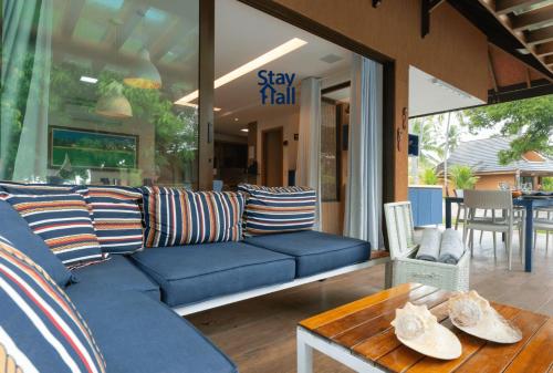 Bangalô Com Piscina, Churrasq e Cozinheira-SH048