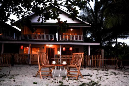 Crow's Nest in Pulau Mentawai