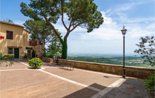 Nice home in Montepulciano with Outdoor swimming pool, WiFi and 1 Bedrooms gîte à louer Acquaviva