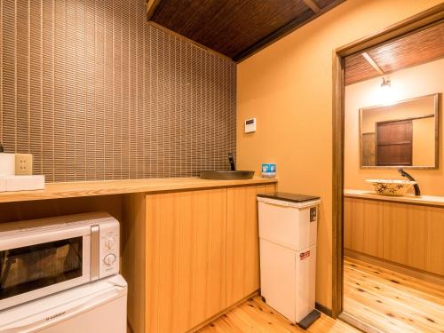 慶有魚&middot;大松(Kyotofish&middot;Oomatsu)*近祇園清水寺*地暖顶级桧木浴缸*枯山水庭院町屋