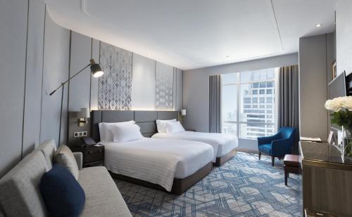 room detail thumbnail 1