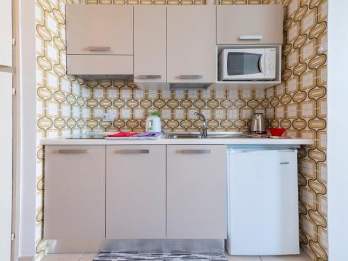 Mimose Little House 4