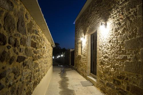 Entrance, Villa Margarita's farm, private pool in Mithimna