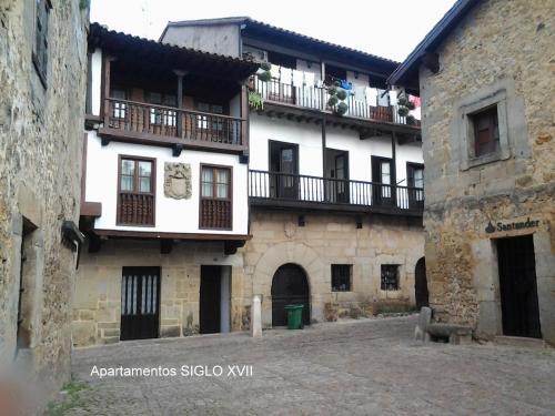 Apartamentos Siglo XVII - Apartment - Santillana del Mar