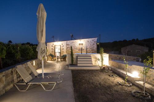 Facilities, Villa Margarita's farm, private pool in Mithimna