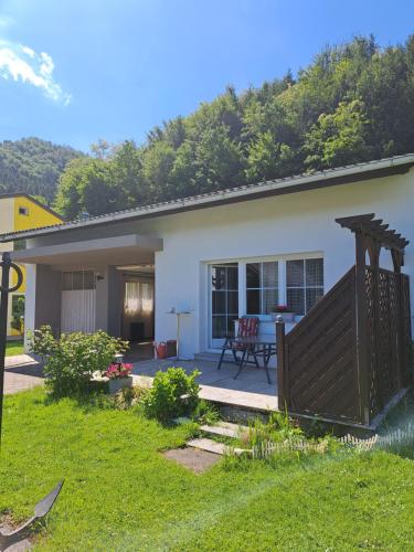 Haus beim Wasser im grünen in sehr ruhiger Lage!! in Willersbach, Österreich