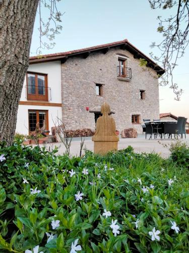 Agroturismo Erlete Goikoa -ESTAMOS EN EL CAMINO DE SANTIAGO -WE ARE ON THE CAMINO DE SANTIAGO gîte à louer Itziar